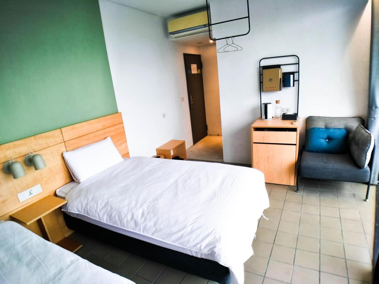 Dayspring Inn Nangan Exteriör bild